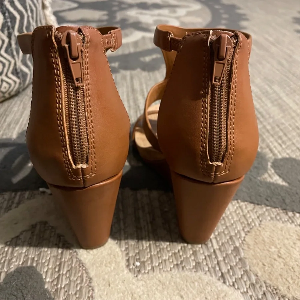 INC Wedges - Picture 3 of 5